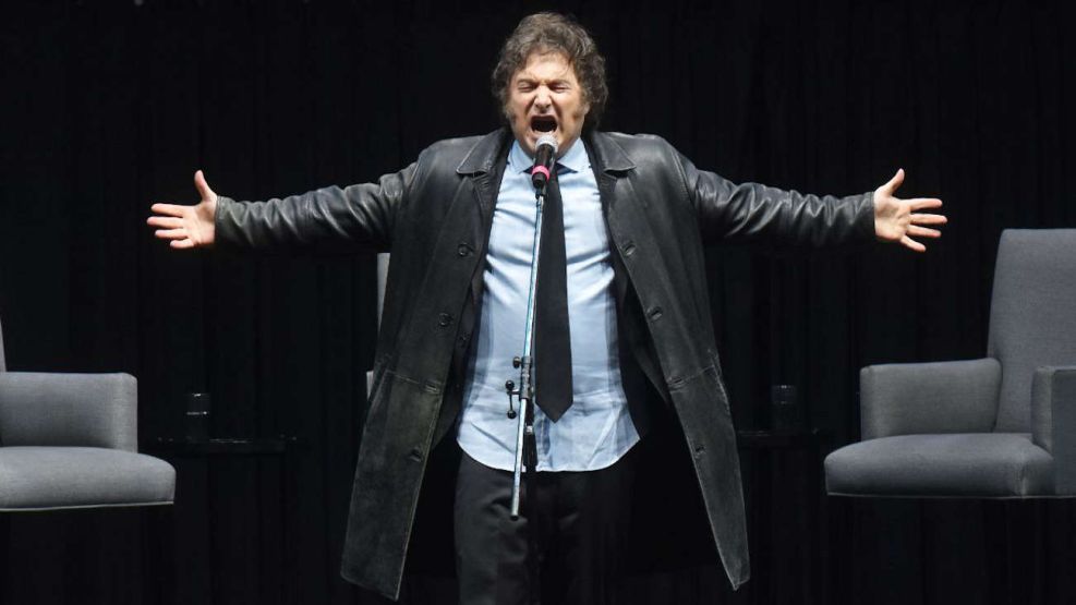 Javier Milei presentó su libro en el Luna Park