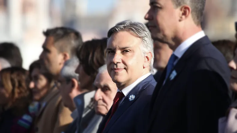 Para Llaryora es un honor que Milei haya elegido a Córdoba como sede del 25 de mayo