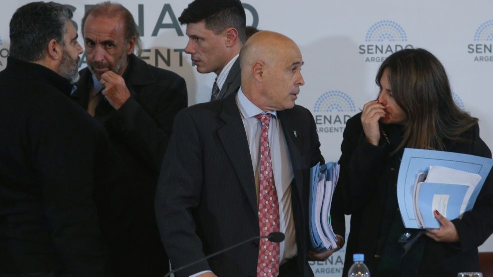 El oficialismo logra el dictamen de la Ley Bases