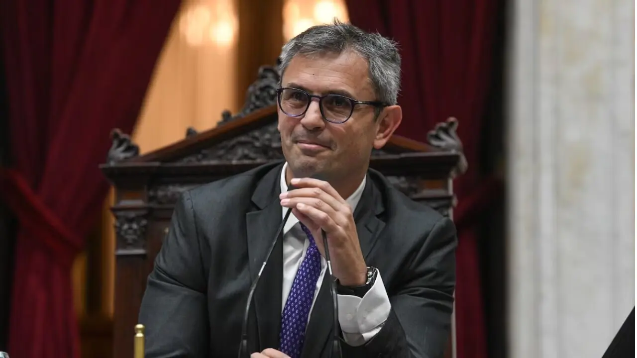 Sin el peronismo, el oficialismo dictaminó en el Senado la ley de Inocencia Fiscal